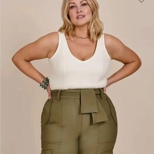 11 Honoré Kerri Cream Bodysuit 2 NWT Minimalist Quiet Luxury Clean Girl Capsule